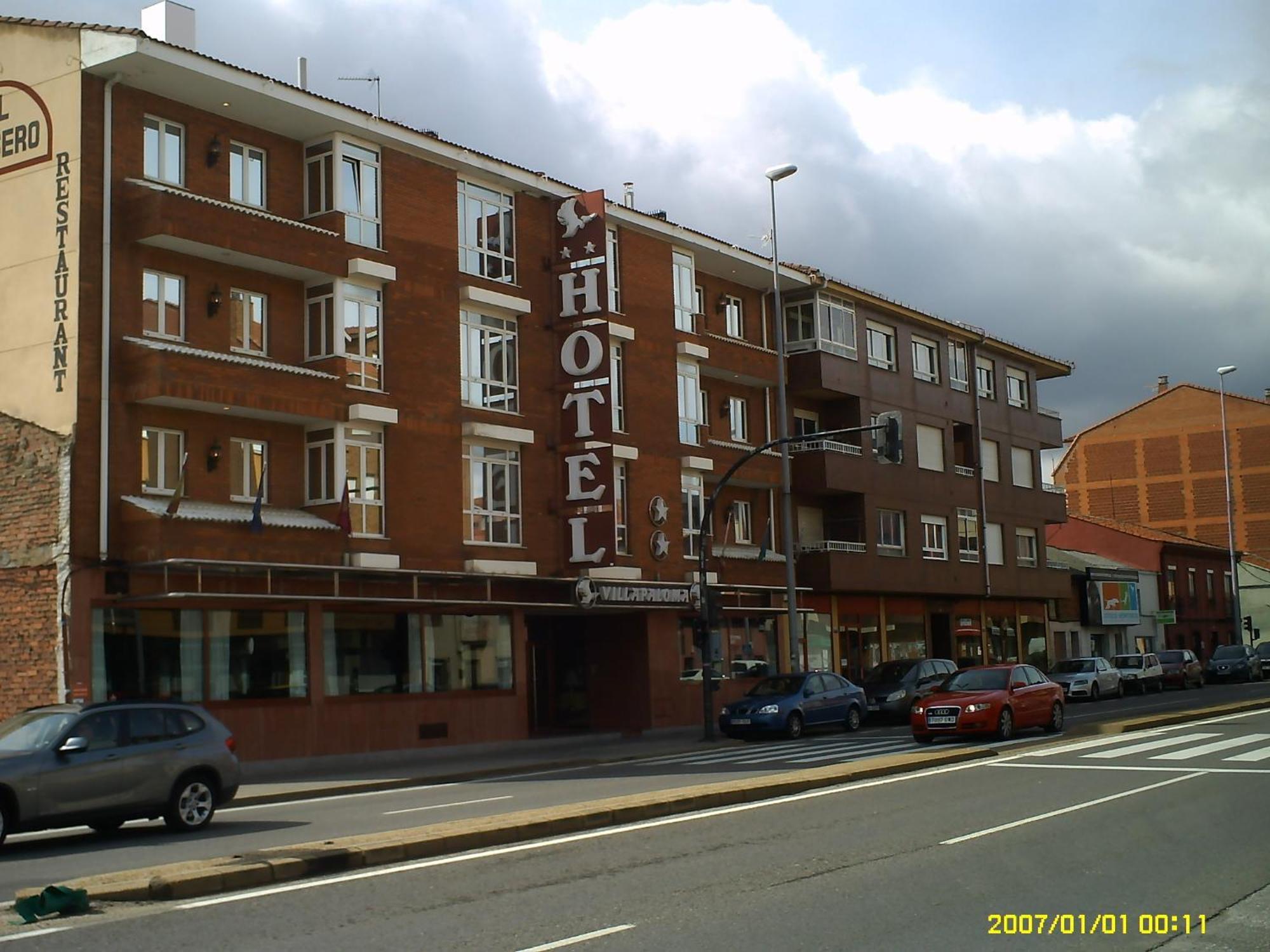 Hotel Villapaloma La Virgen del Camino Luaran gambar